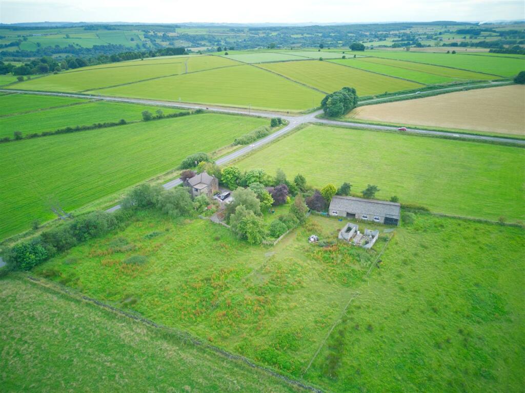BleakHouseFarm_5.jpg