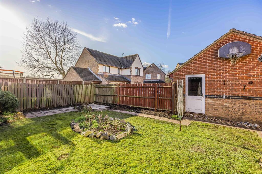 22 Wilby Lane, Copnor-Small-PorticoMarketing-SoldB