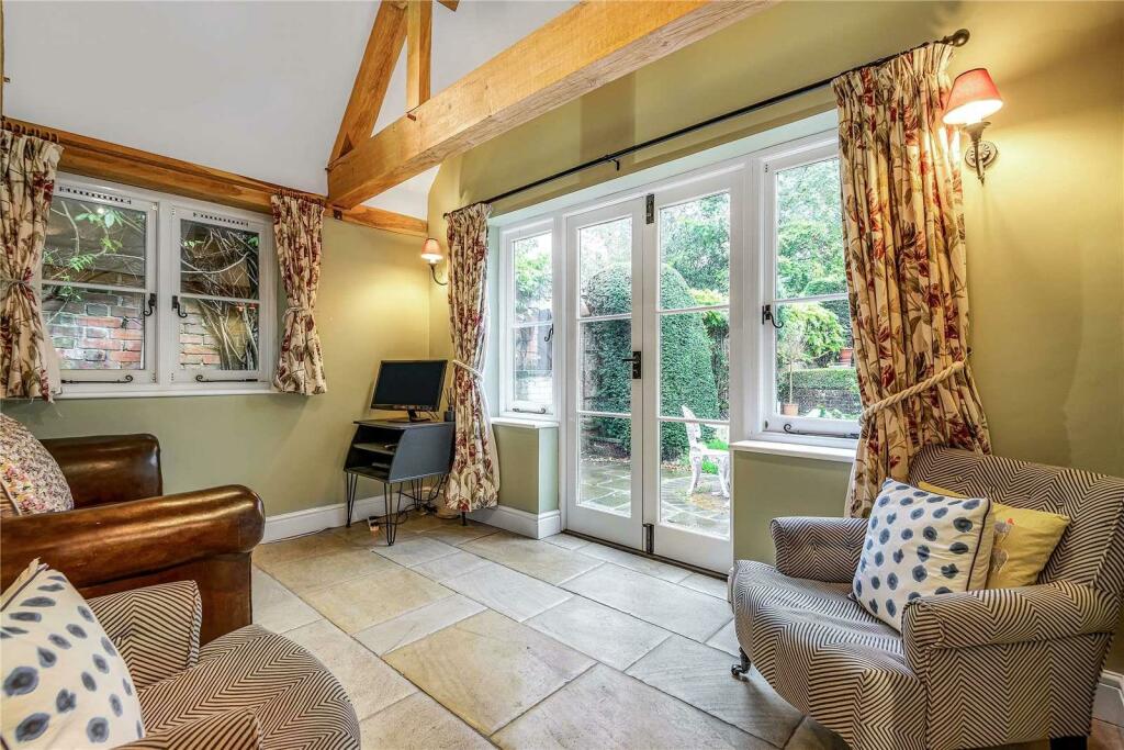 Garden Room.jpg