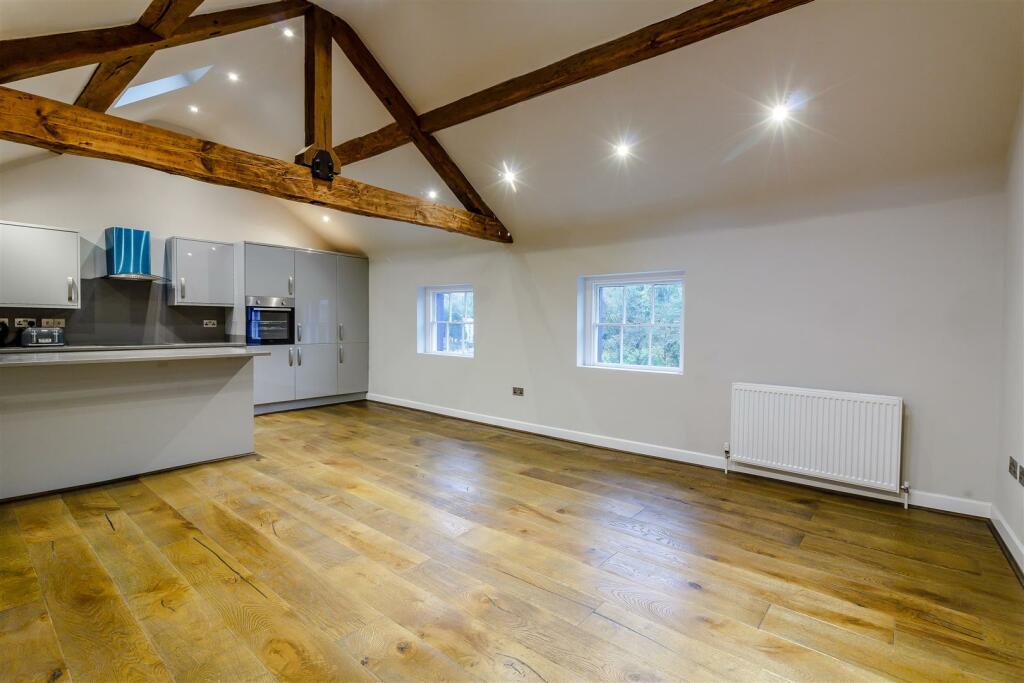 8523469-interior18.jpg