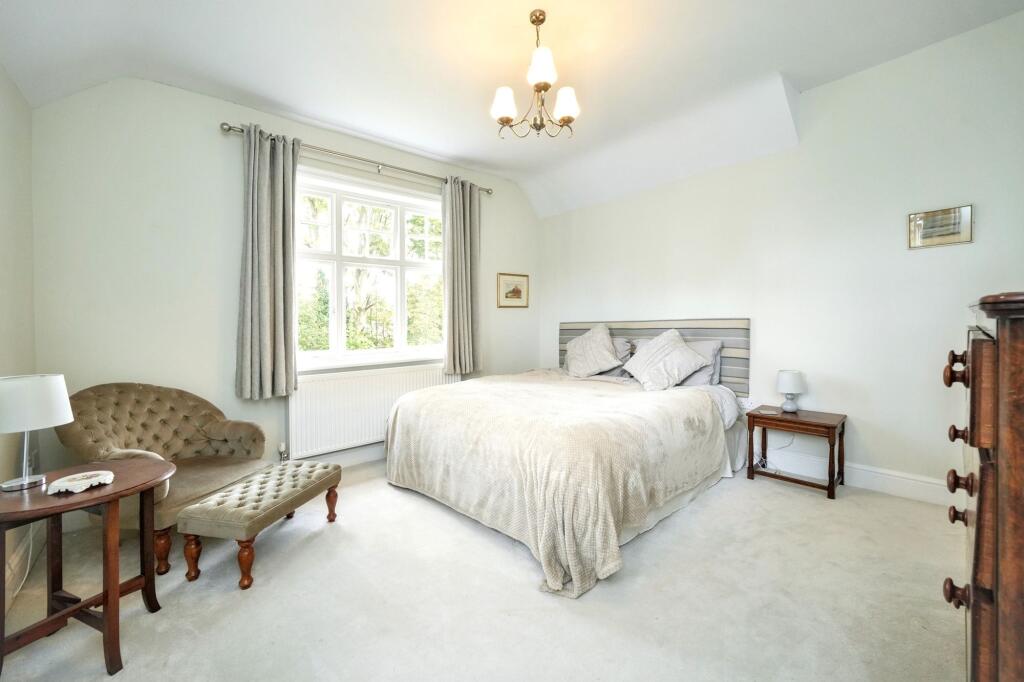 Main Bedroom