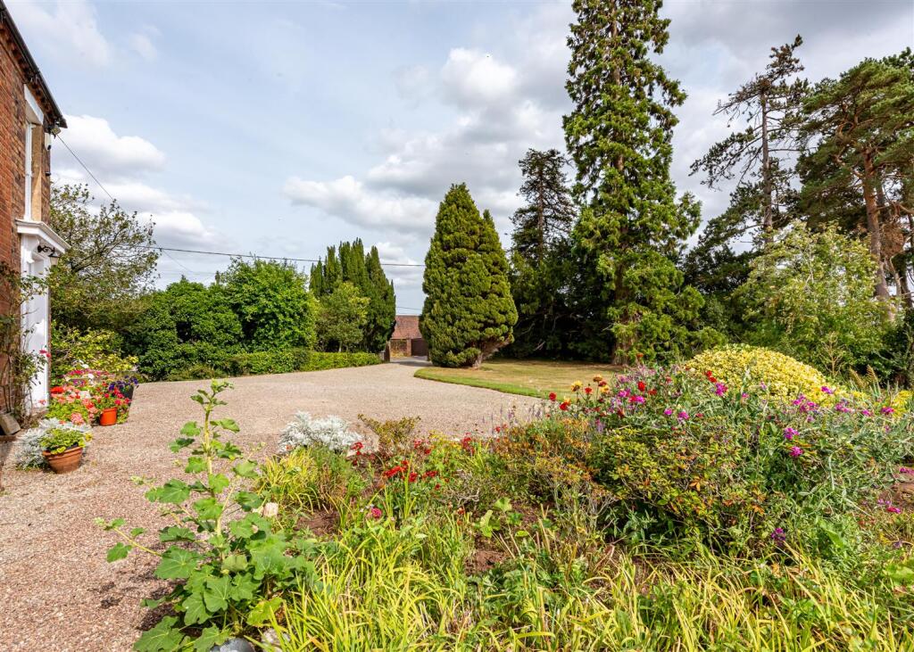 The Old Rectory-external-02.jpg