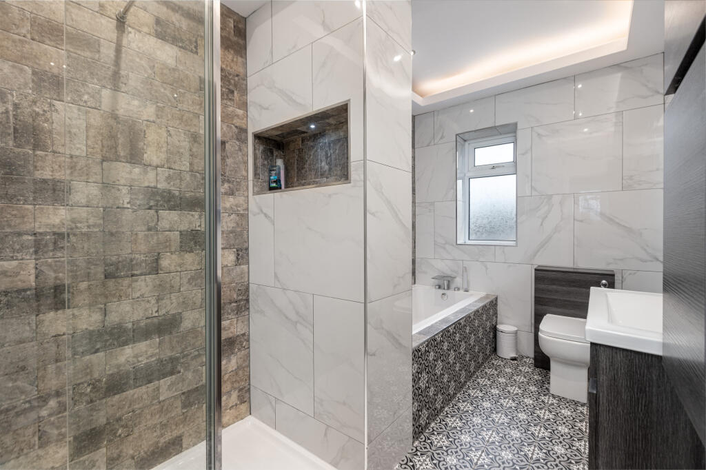 Main Bathroom