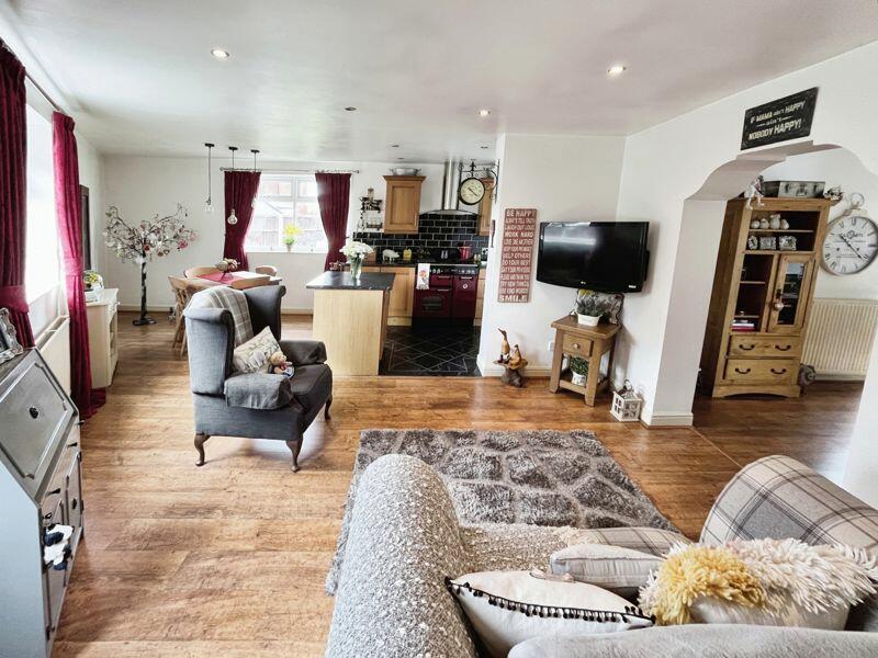 Open Plan Kitchen/diner &amp; Family ...