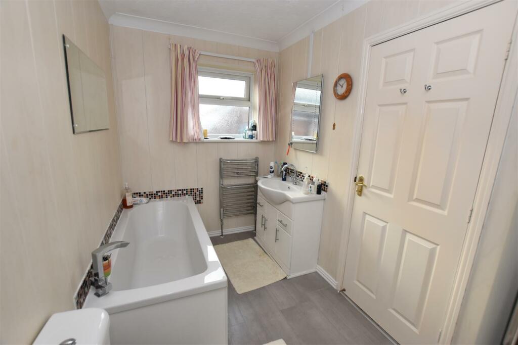 En Suite Bathroom - additional image.JPG