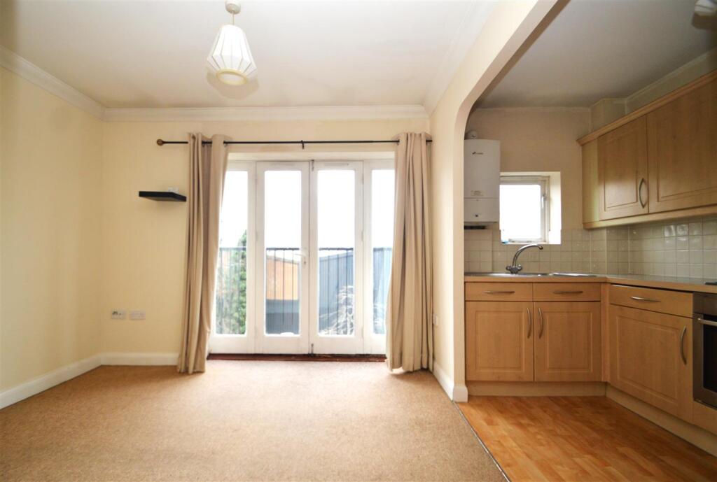 31 Montpelier Court (4).JPG