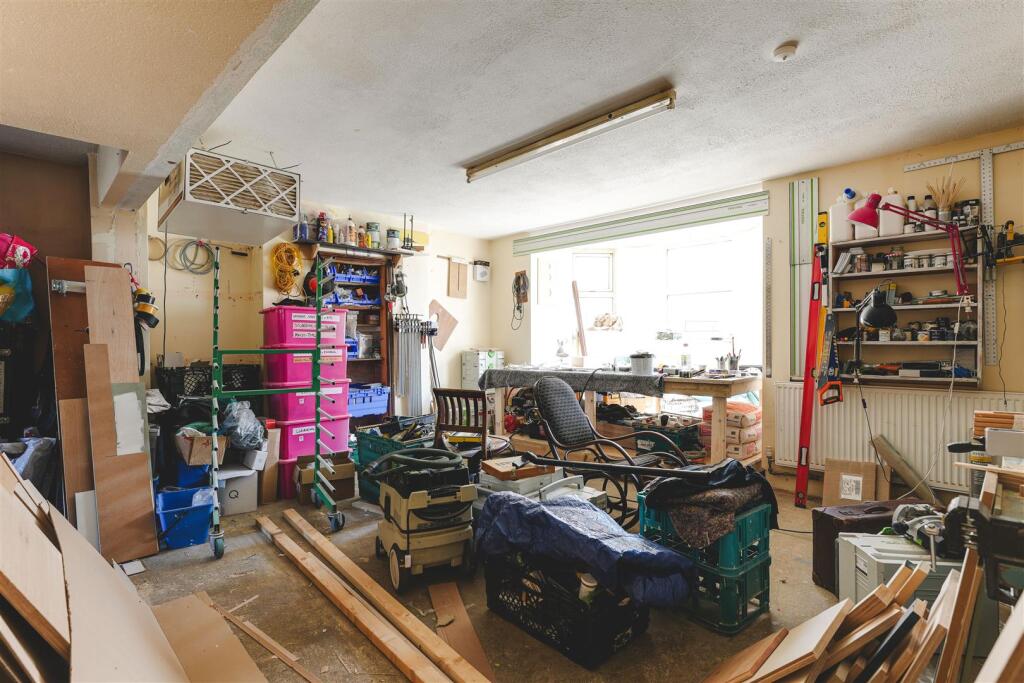 Mildenhall Road-18.jpg