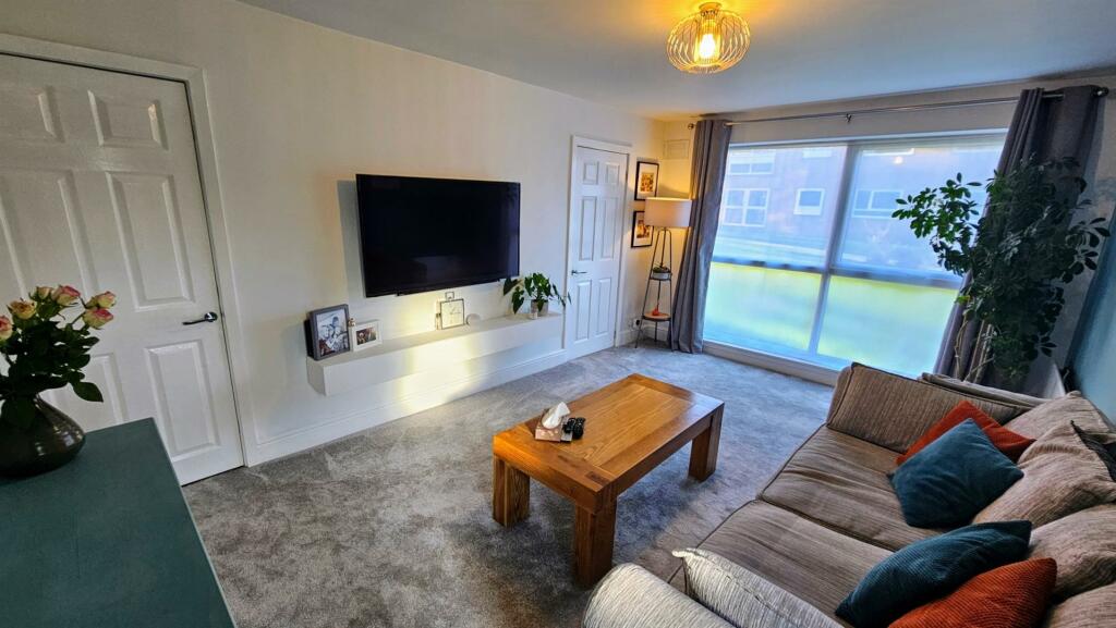 Living/Dining Room