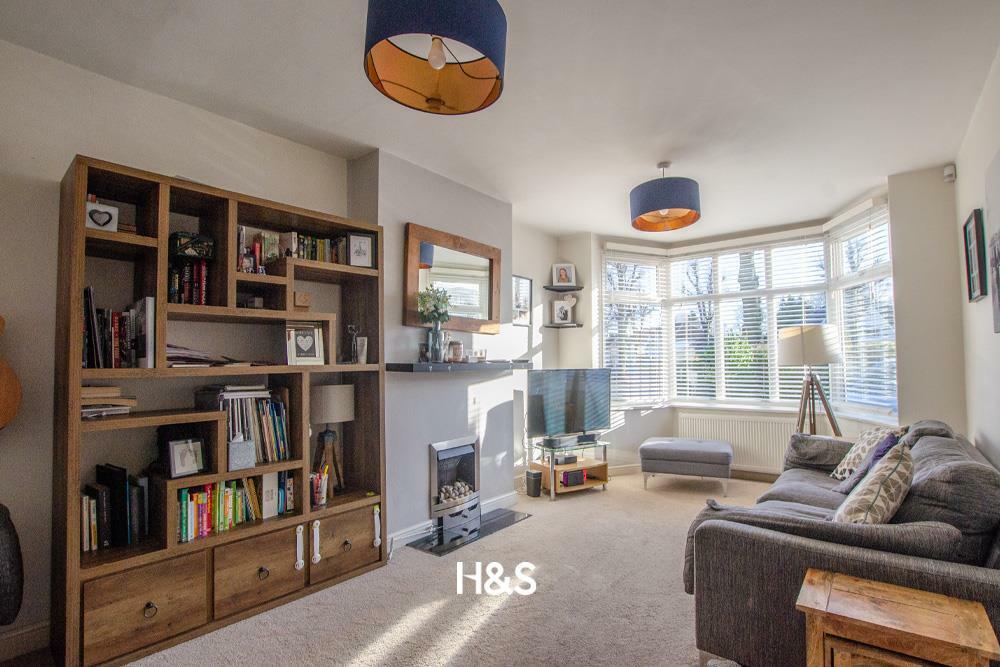 5 stanway road reception.jpg