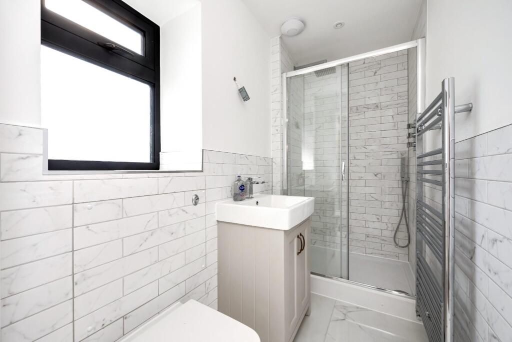 flat 6, north block-003.jpg