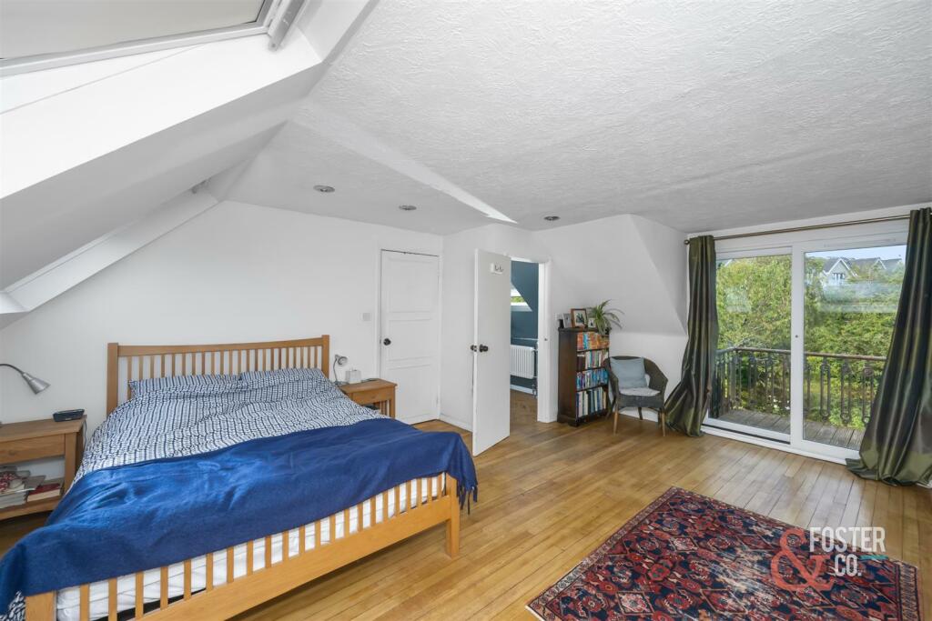 Redhill Drive 21-026.jpg