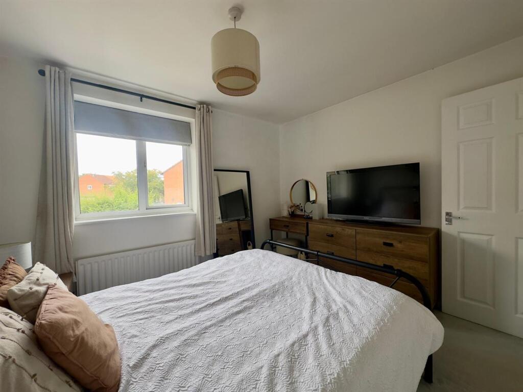 WhatsApp Image 2025-08-22 at 14.29.59_f2806120.jpg