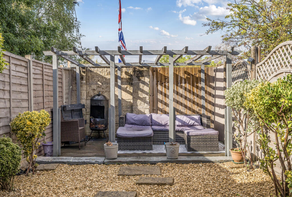 1347831-6-68b9b58...