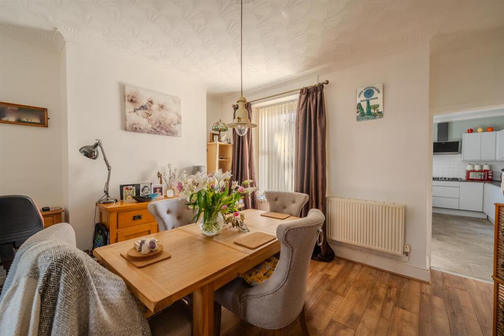 2 Lewis Terrace-15.jpg