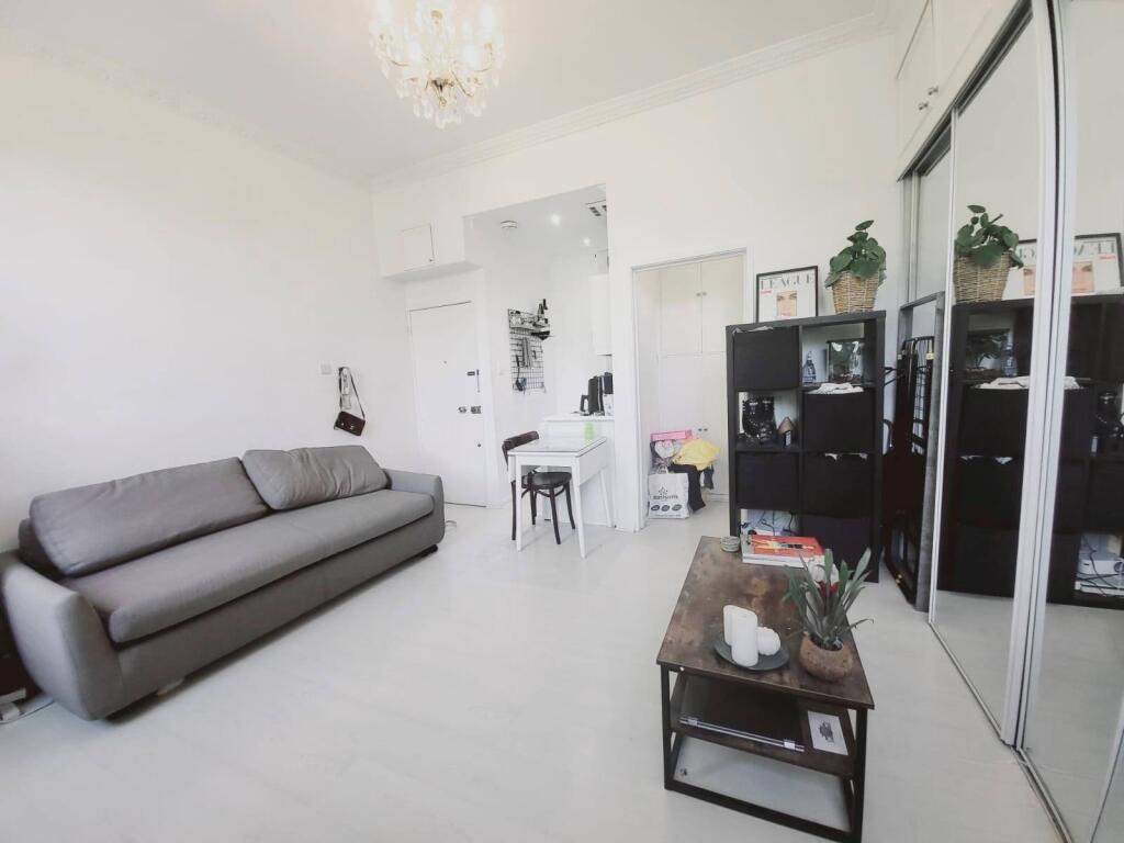 Studio Flat for Rent