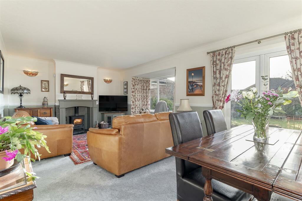 Living Dining Room - D.jpg