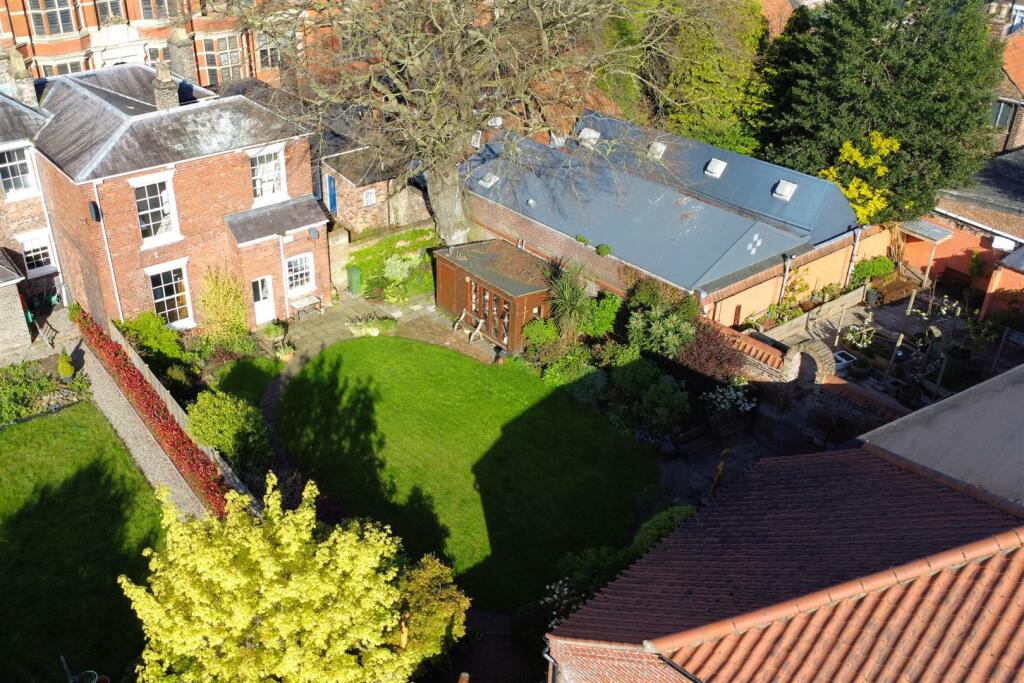 dji_0073-dji_0075_lzn.jpg