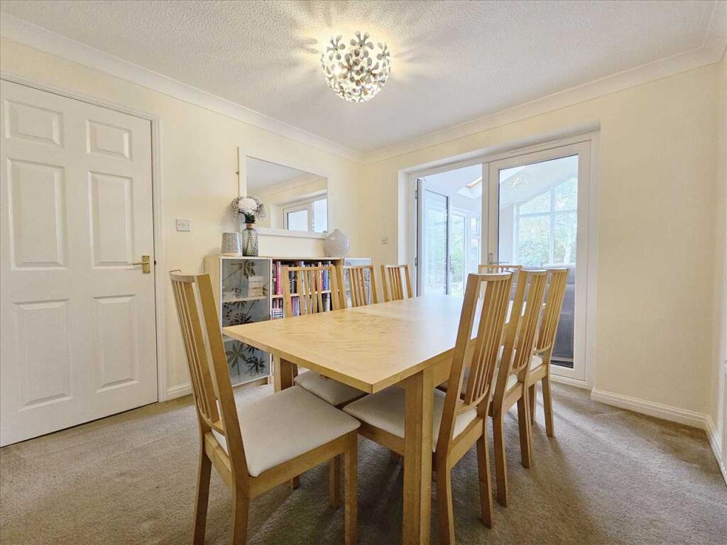 Dining Room: