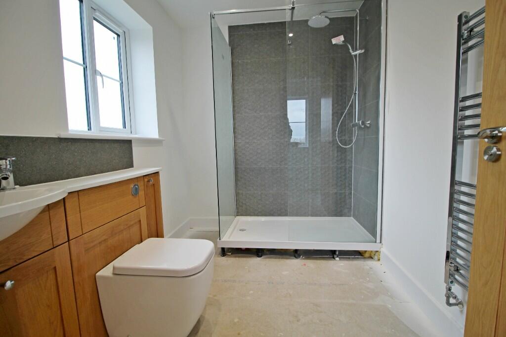 bed one en-suite