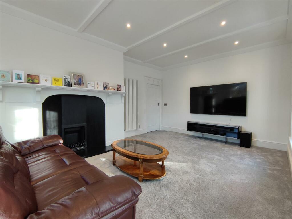 Sitting Room Aspect 2