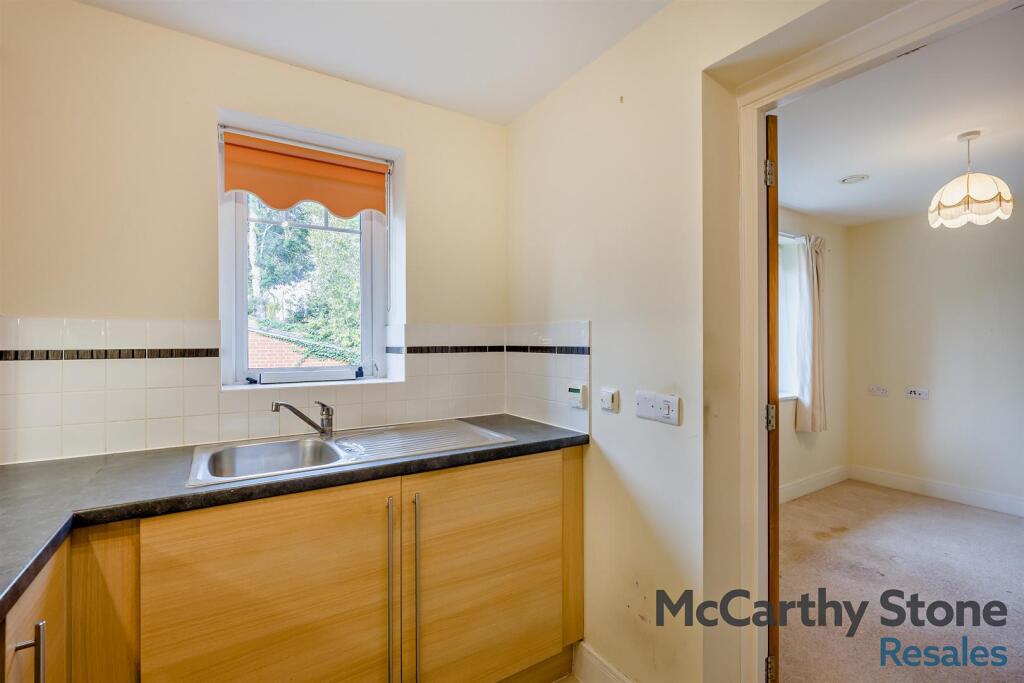 8670595-interior12-800.jpg