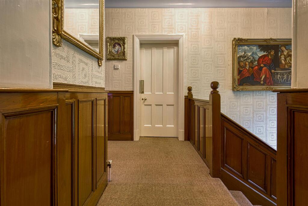 Bryn Hall, Bryn Gates Lane, Bamfurlong-66.jpg