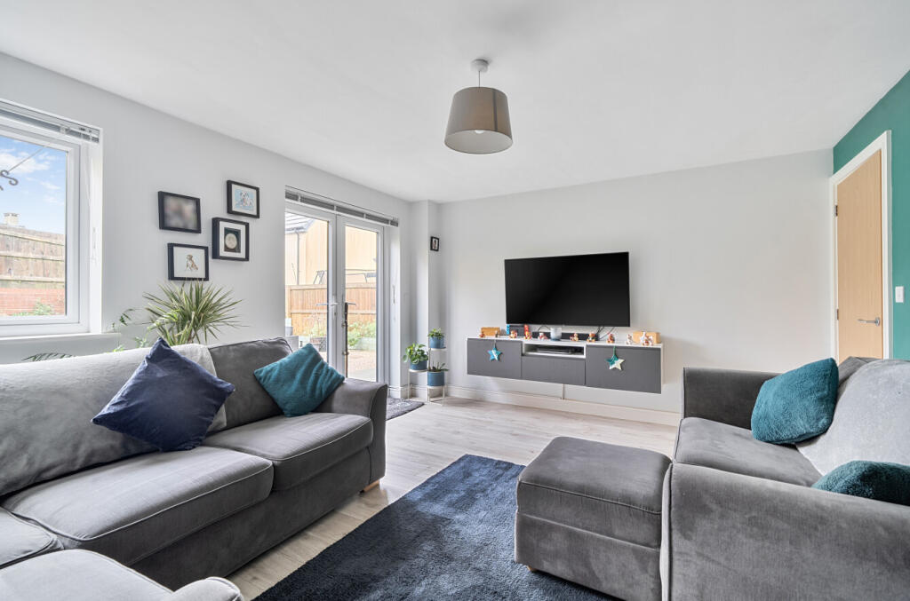 1388447-12-694027...