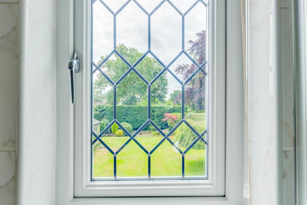 Constables 74 Hooton Road-2-21.jpg