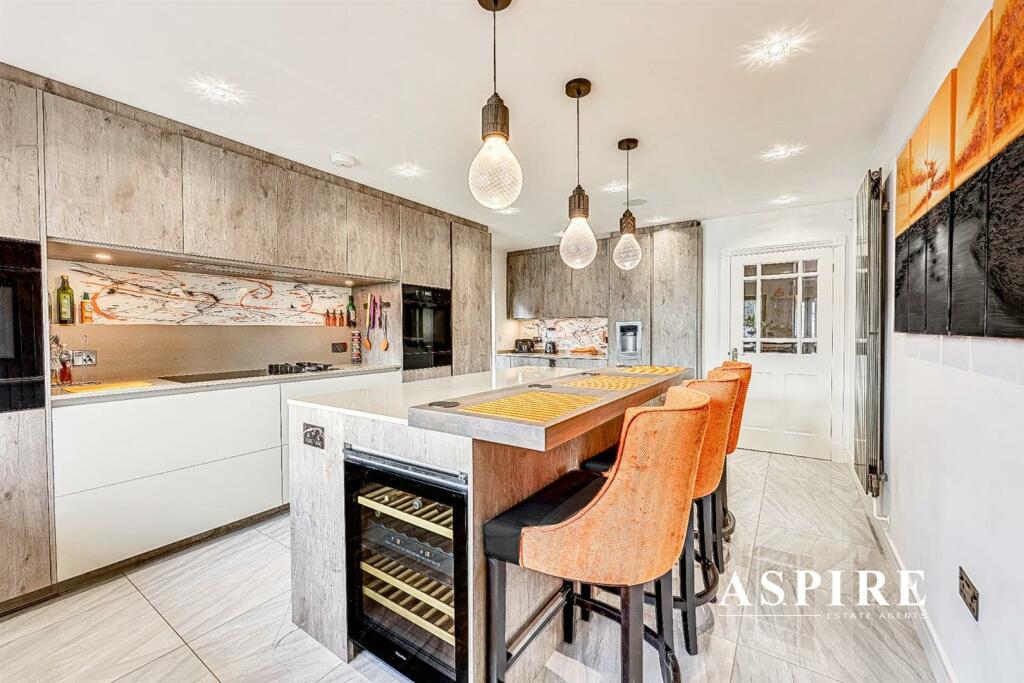 Aspire Estate Agents43.jpg