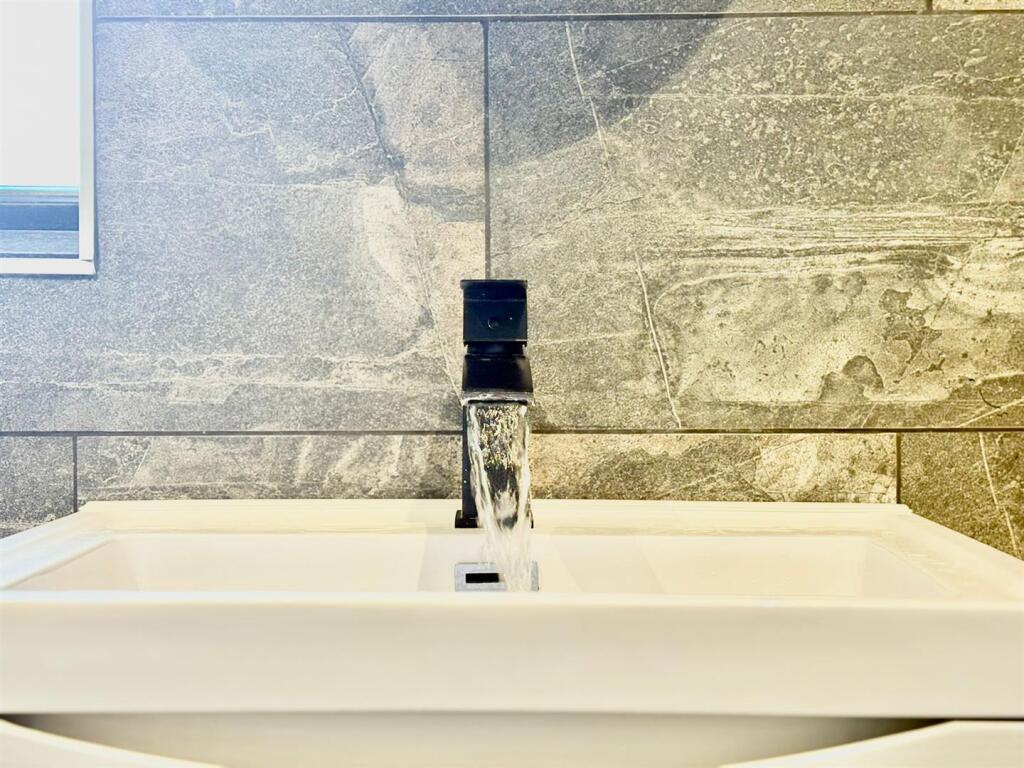 PHOTO-2025-06-20-15-41-21 2.jpg