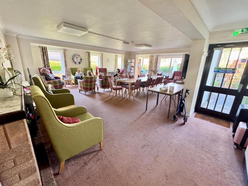 Communal Lounges