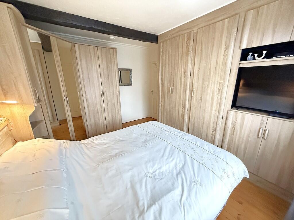 BED ONE 2