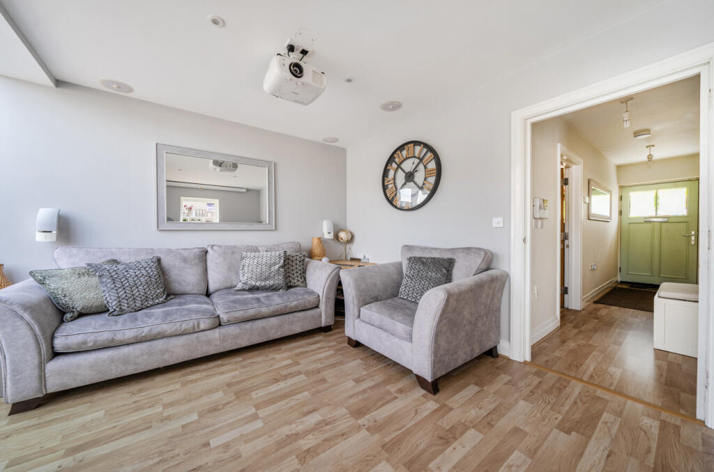 1318894-16-686b69...