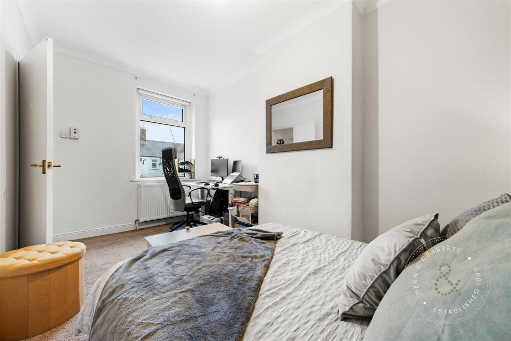 Treharris Street (20).jpg