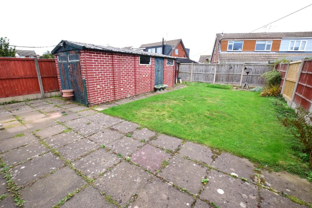 garage and garden