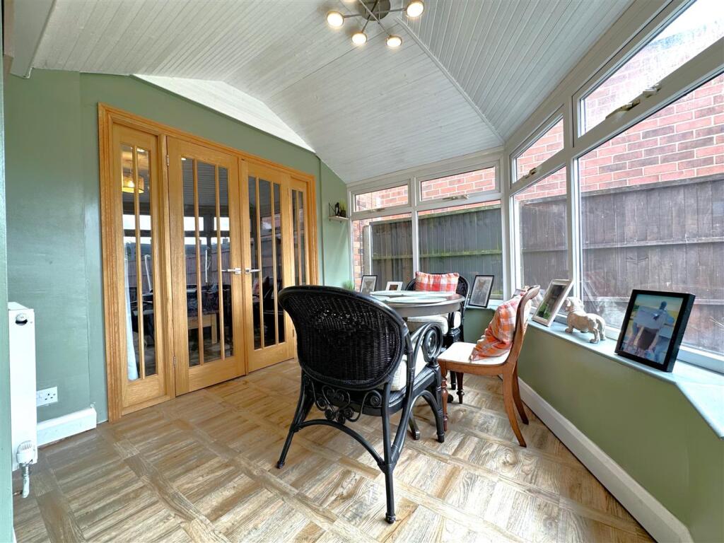 Lovely Garden Room 485