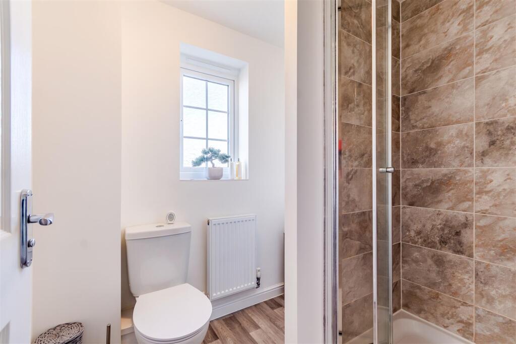 8637806-interior17v2.jpg