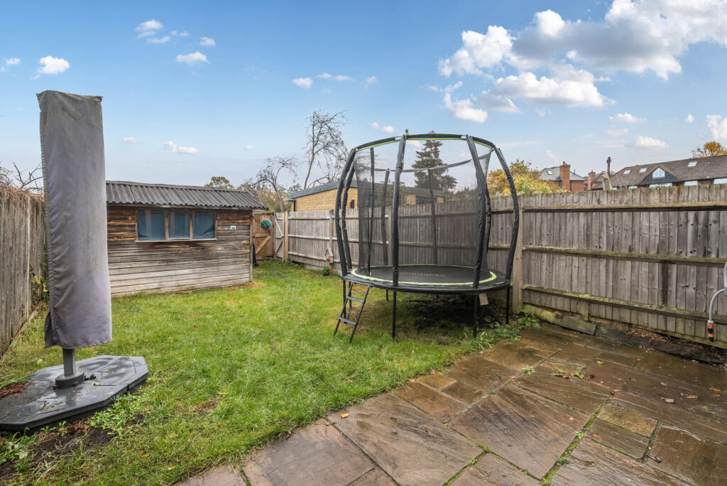 1376917-4-6911c81...