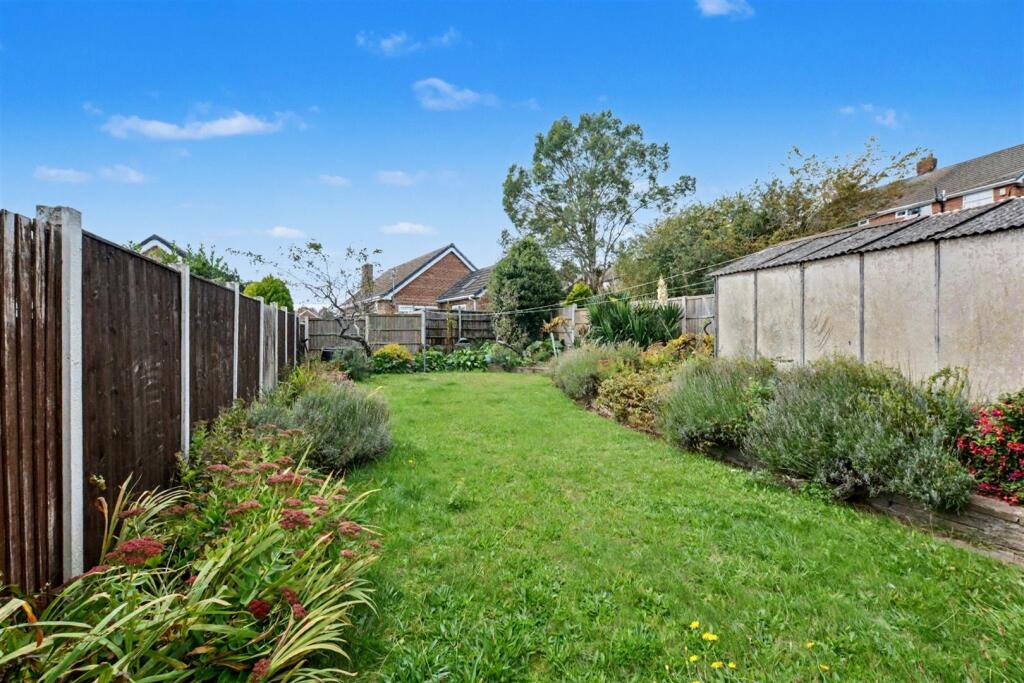 Garden_2.jpeg