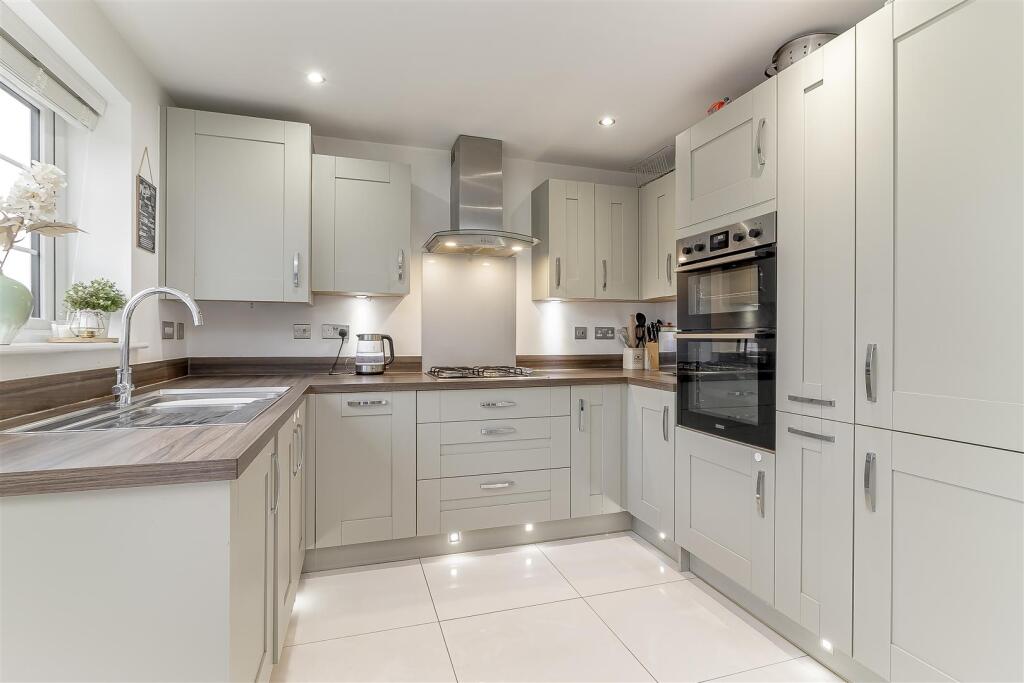 Dining Kitchen - D.jpg