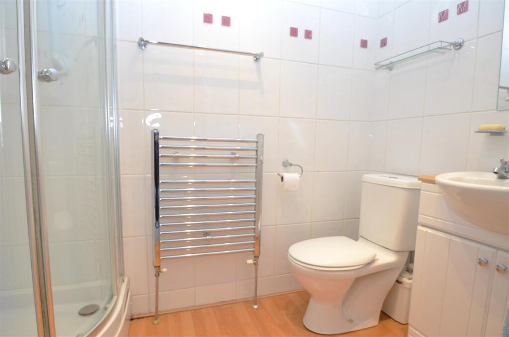 En Suite Shower Room