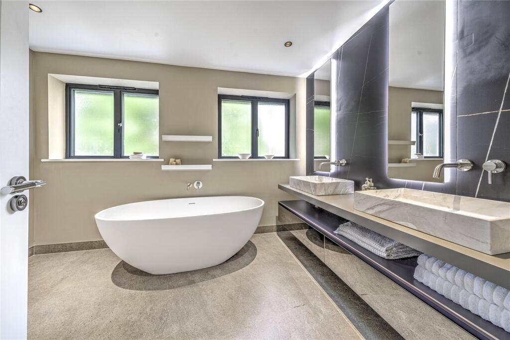 Ensuite