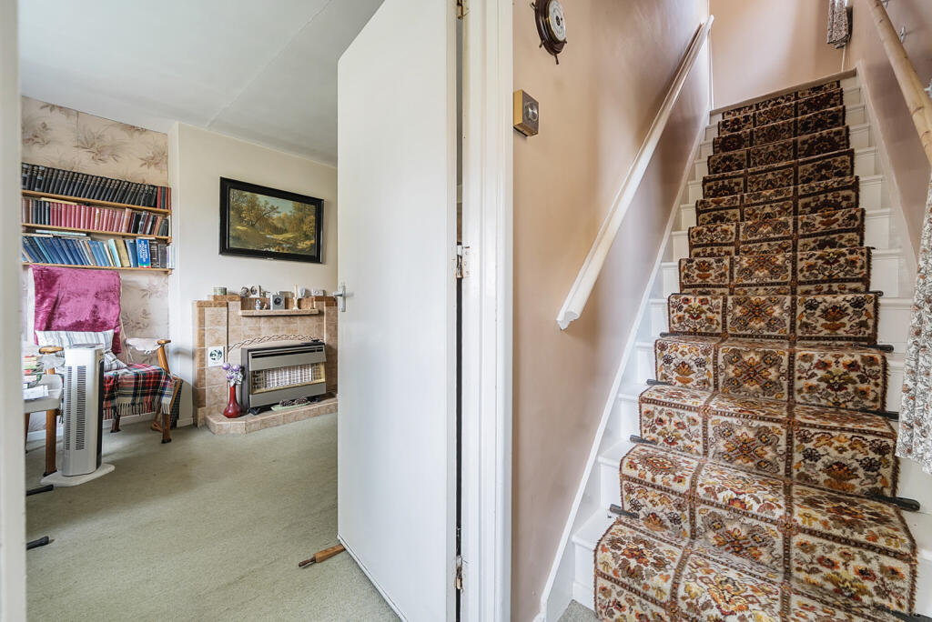 1341958-9-68a47a8...