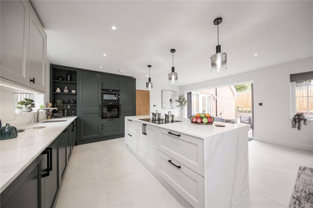 Kitchen / Family
