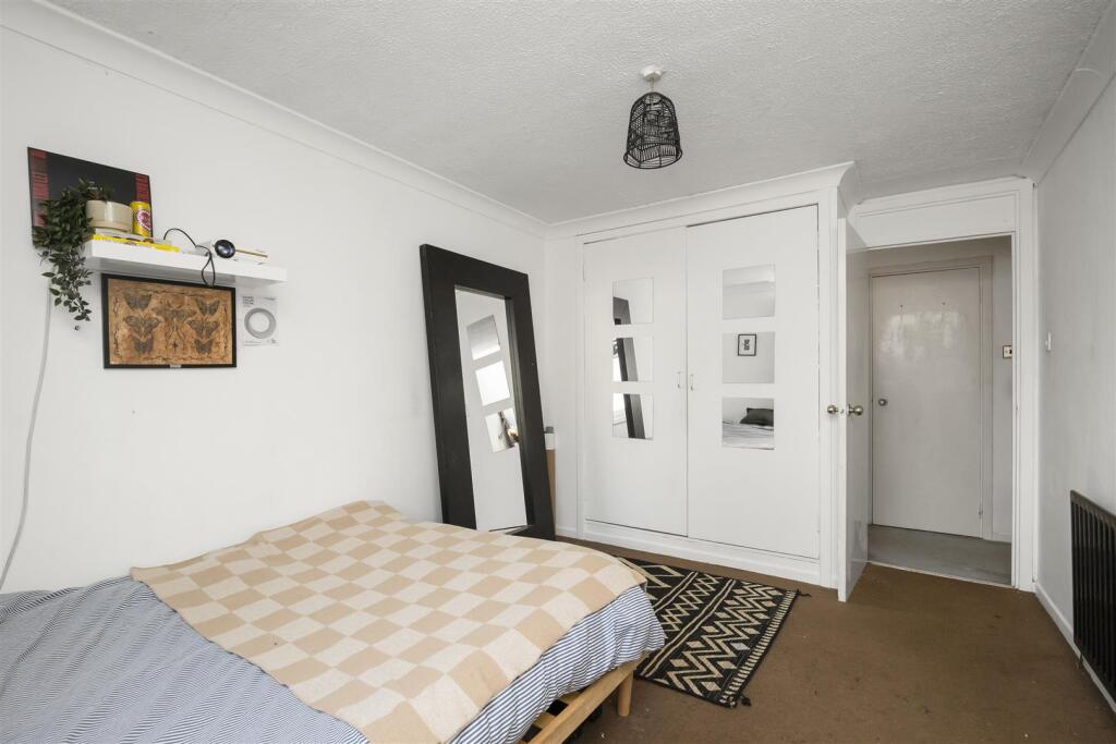 32 Fernie Place_22.jpg