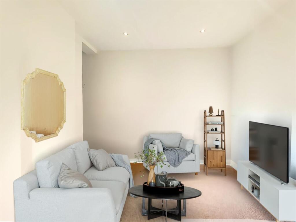 5_Culworth_House_living_room_3_08-04-25_14_36.jpg