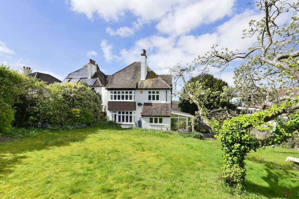 11 Mountside (19)-1920.jpg