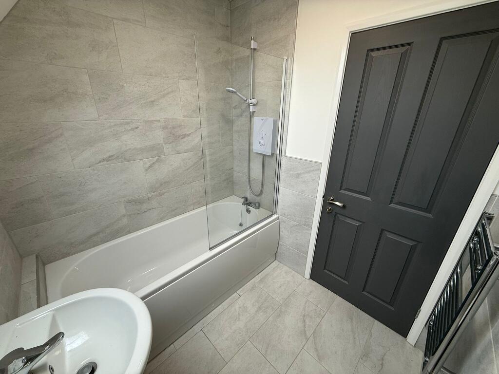 BATHROOM1