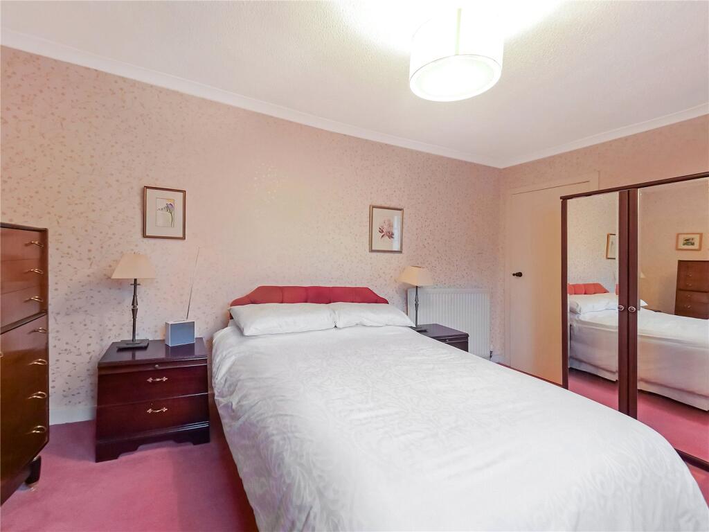 Bed 1