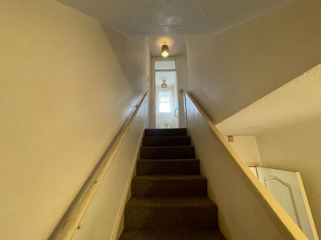 Photograph 11